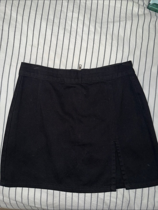 Lioness Dresses & Skirts - Lioness Black Mini Skirt with Side Slit